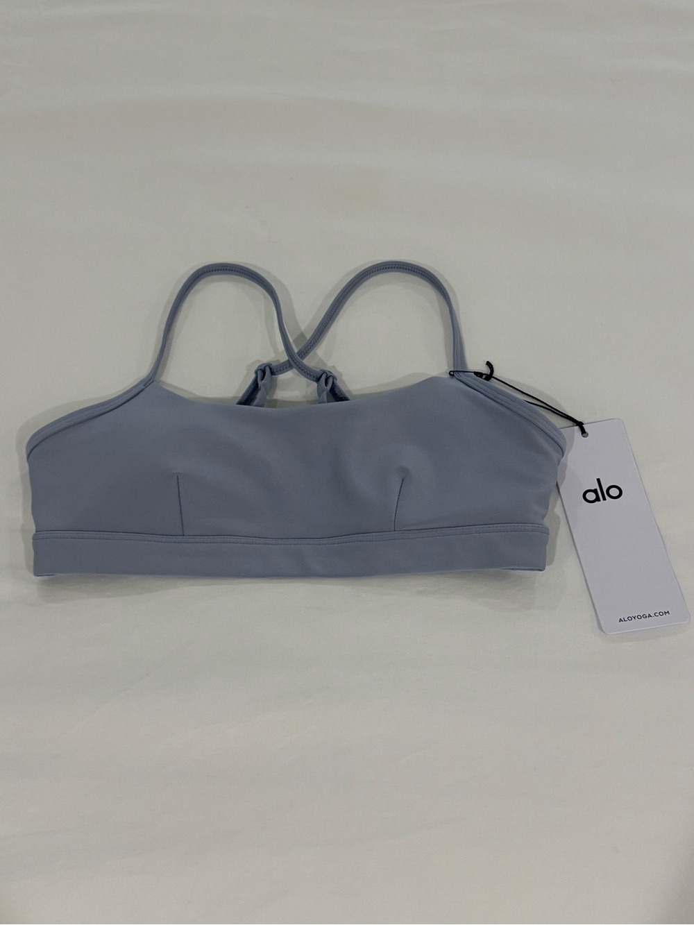 Alo Airlift Intrigue Sports Bra in Frost